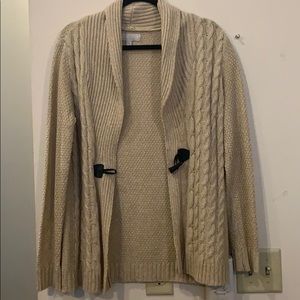 Cream lightweight cardigan with leather hook